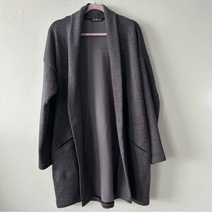 Arc'teryx Lisma Cardigan in heather dark grey